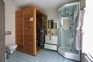 Гостиница UHotel Санкт-Петербург Номер люкс премиум с 1 двуспальной кроватью (с завтраком)-11