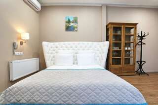 Гостиница UHotel Санкт-Петербург Номер люкс премиум с 1 двуспальной кроватью (с завтраком)-2